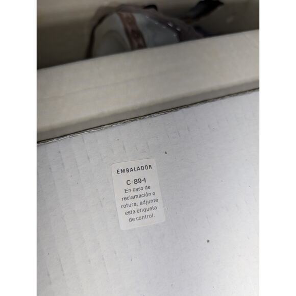 Lladro Spain Porcelain Figurine Evita 5212 Girl Umbrella Parasol Original Box - Picture 11 of 13